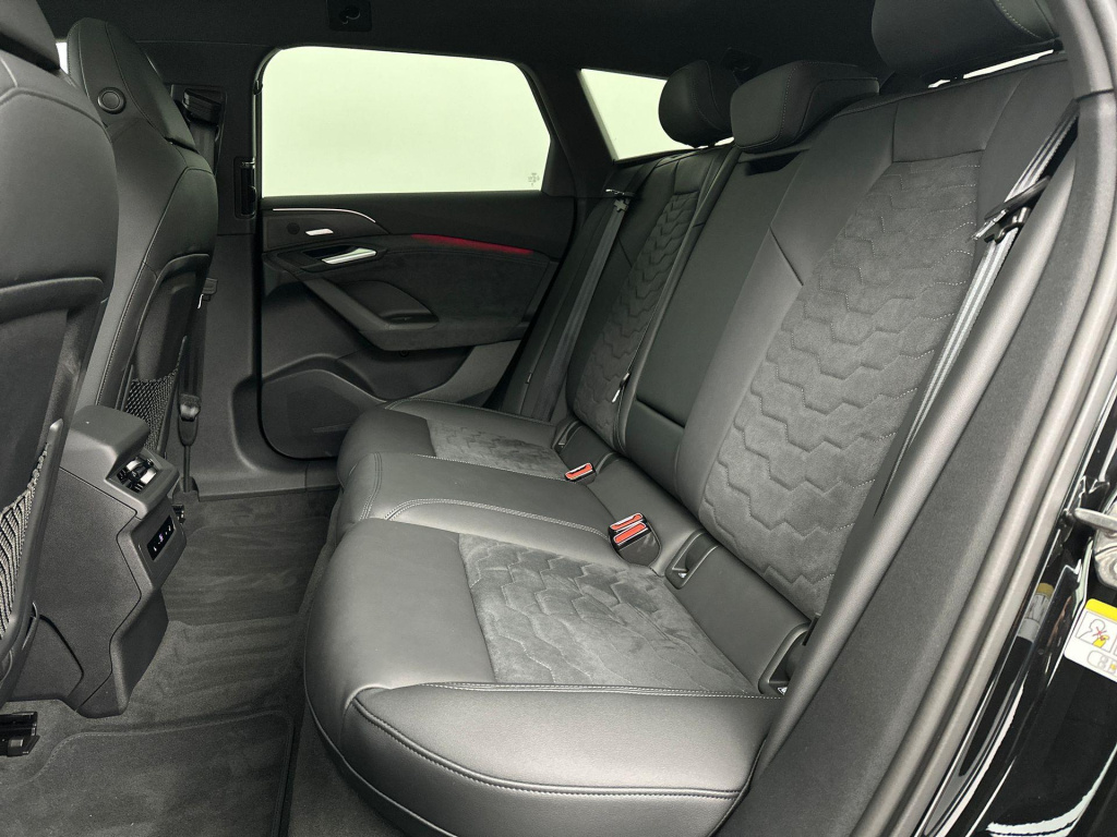 Audi A6 Avant E-tron