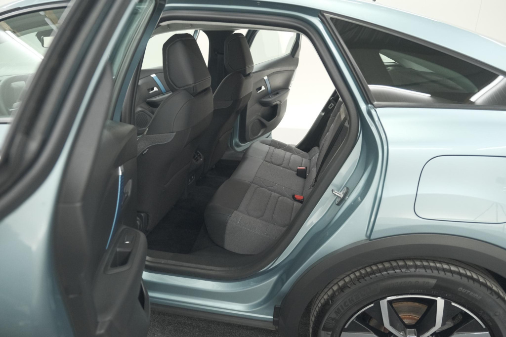 Citroen Ë-c4