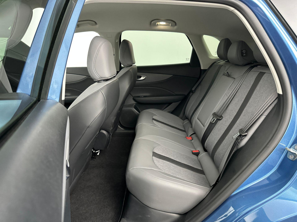 MG 5