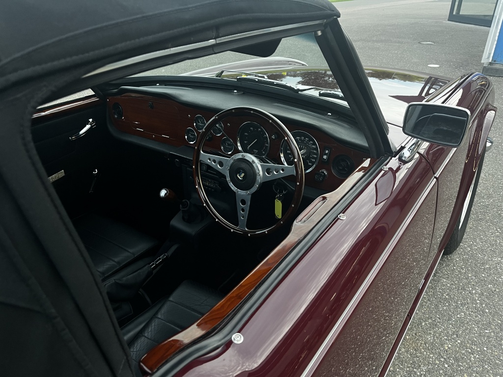 Triumph TR6