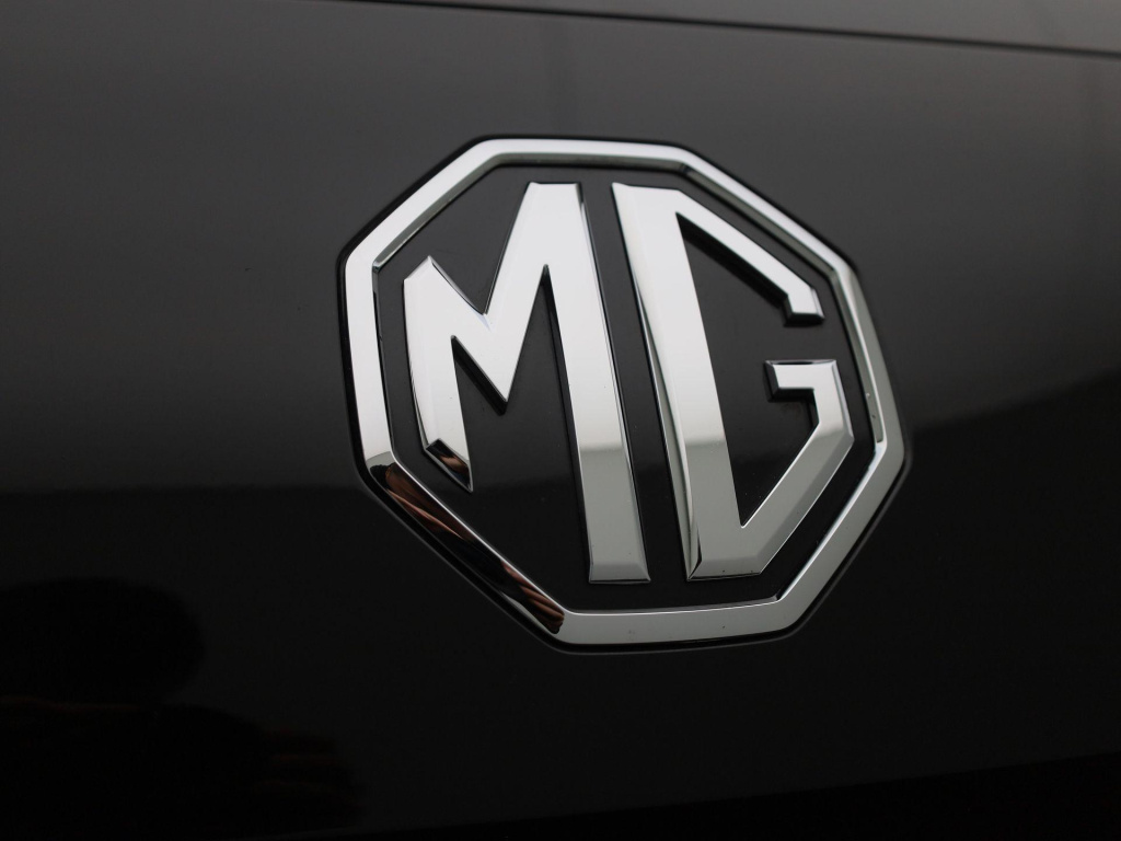 MG Mg4