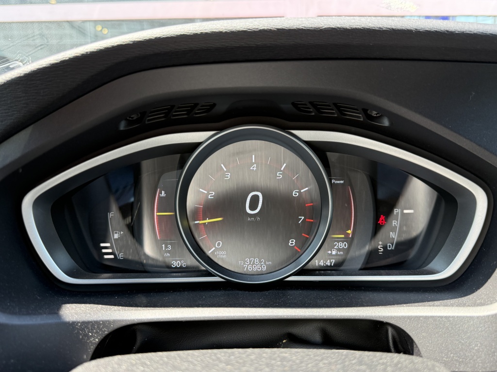 Volvo V40