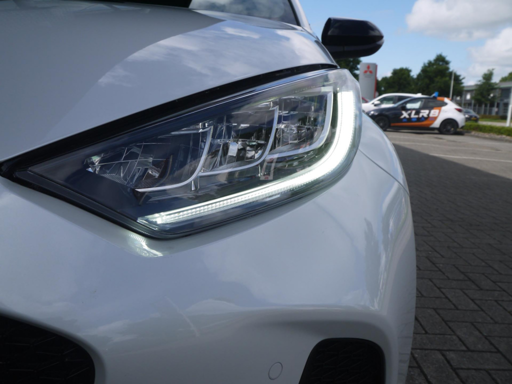 Mazda 2 Hybrid