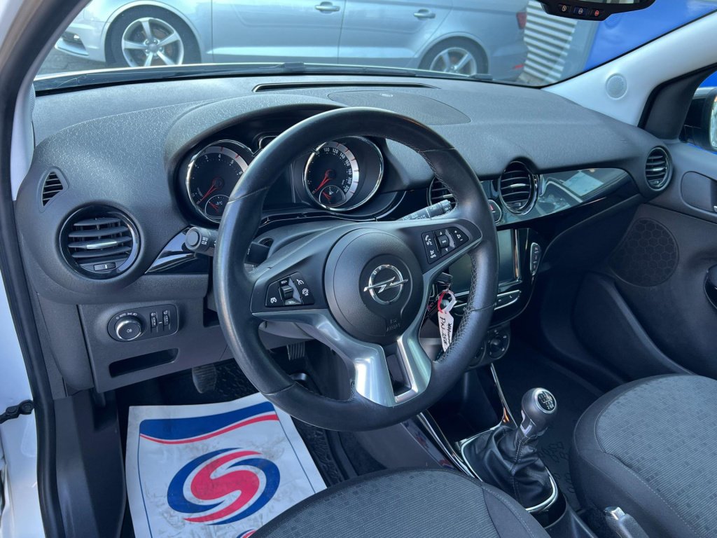Opel Adam