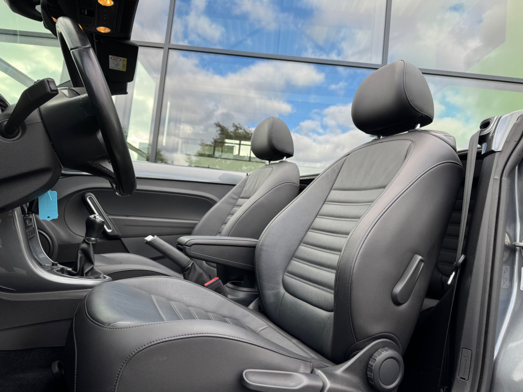 Volkswagen New Beetle