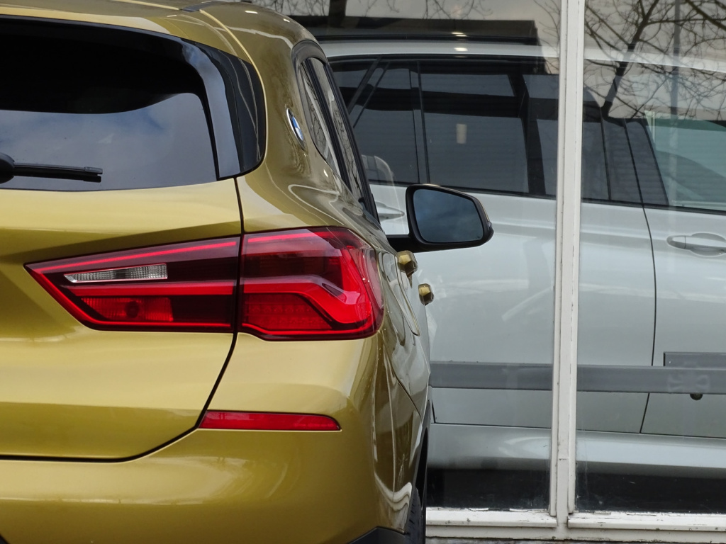 BMW X2