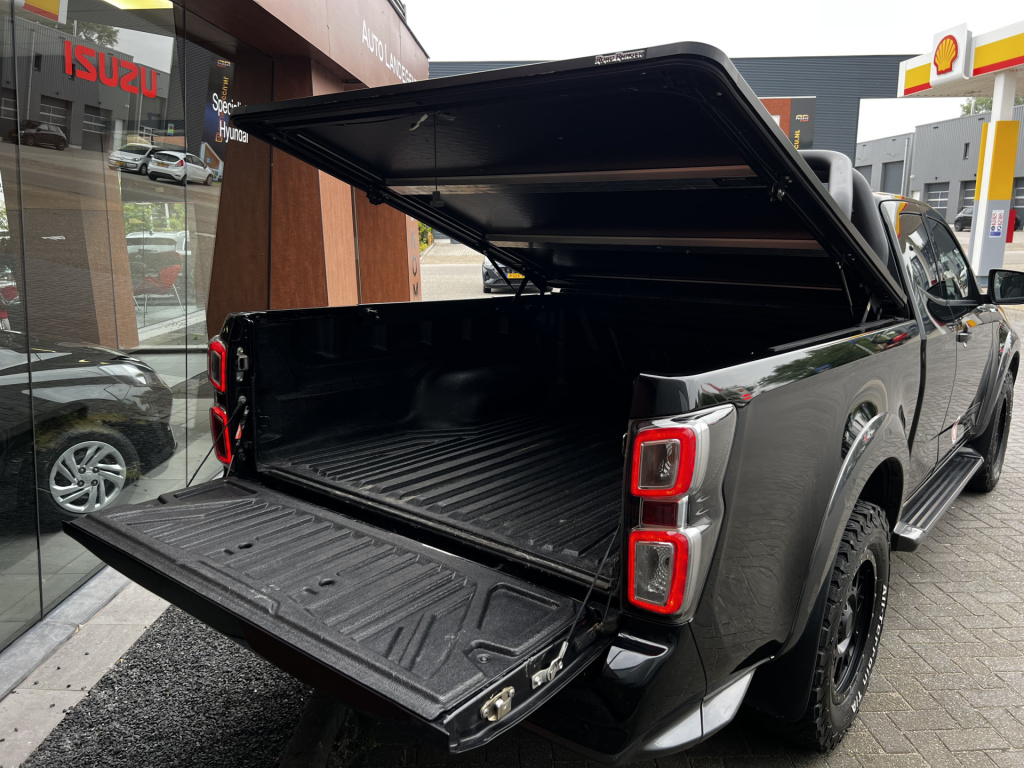 Isuzu D-max