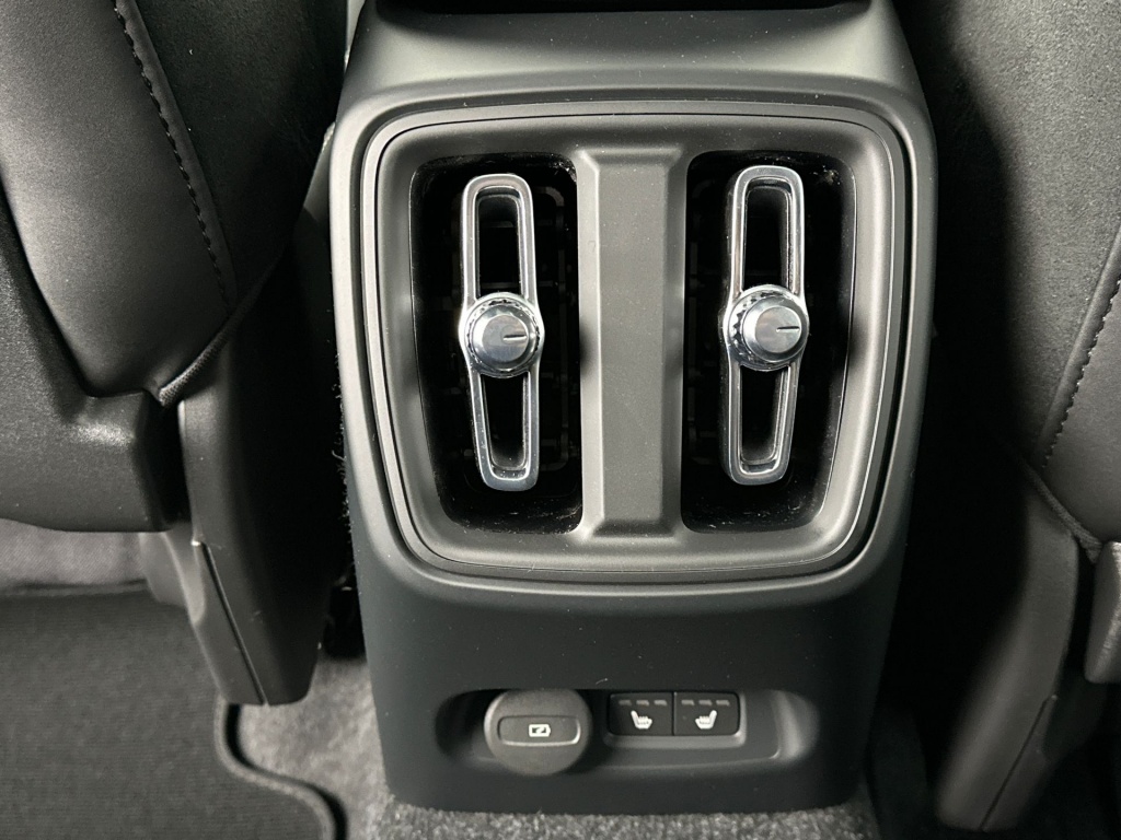 Volvo Ec40