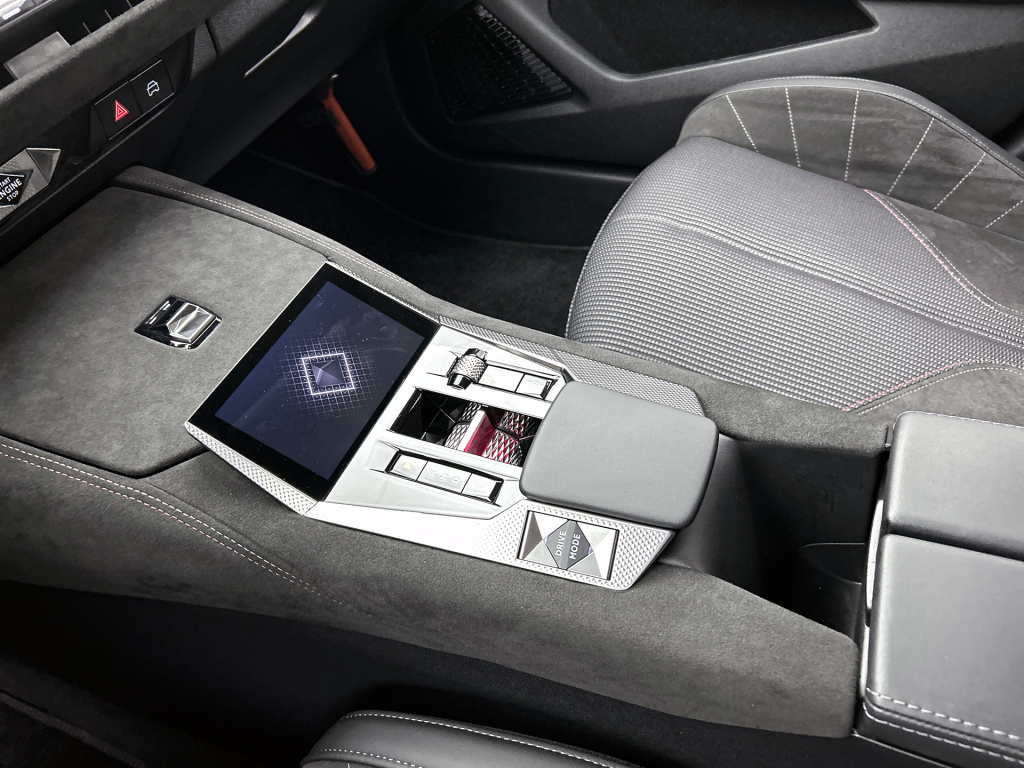 Ds Ds 4