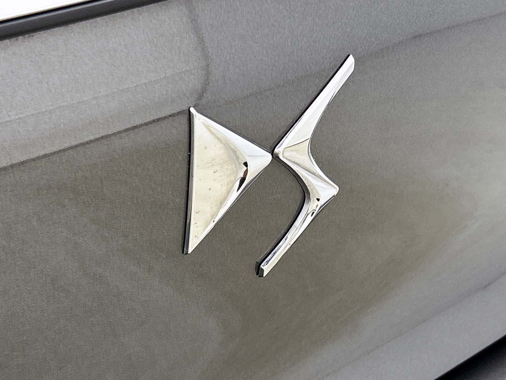 Ds Ds 4