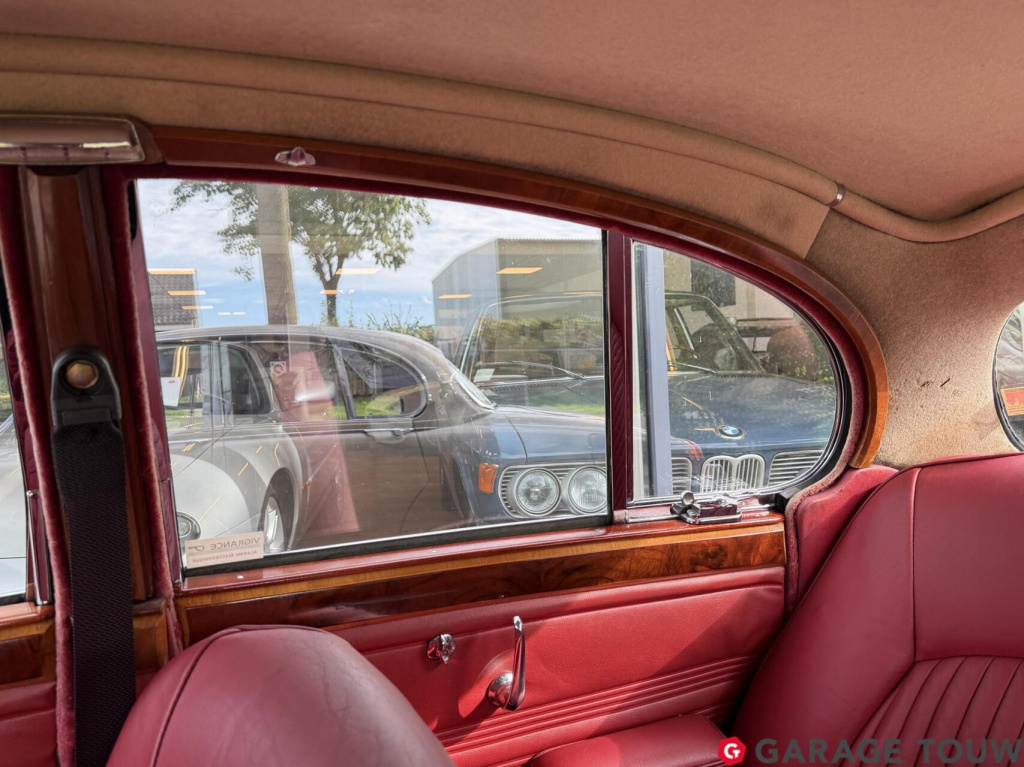 Jaguar S-Type