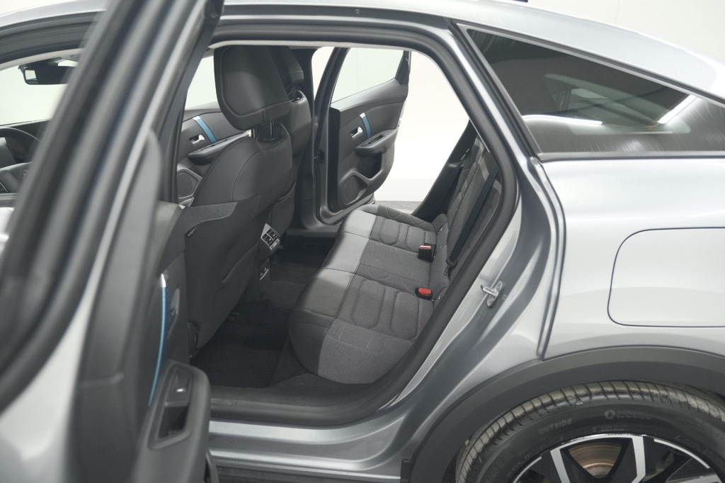 Citroen Ë-c4