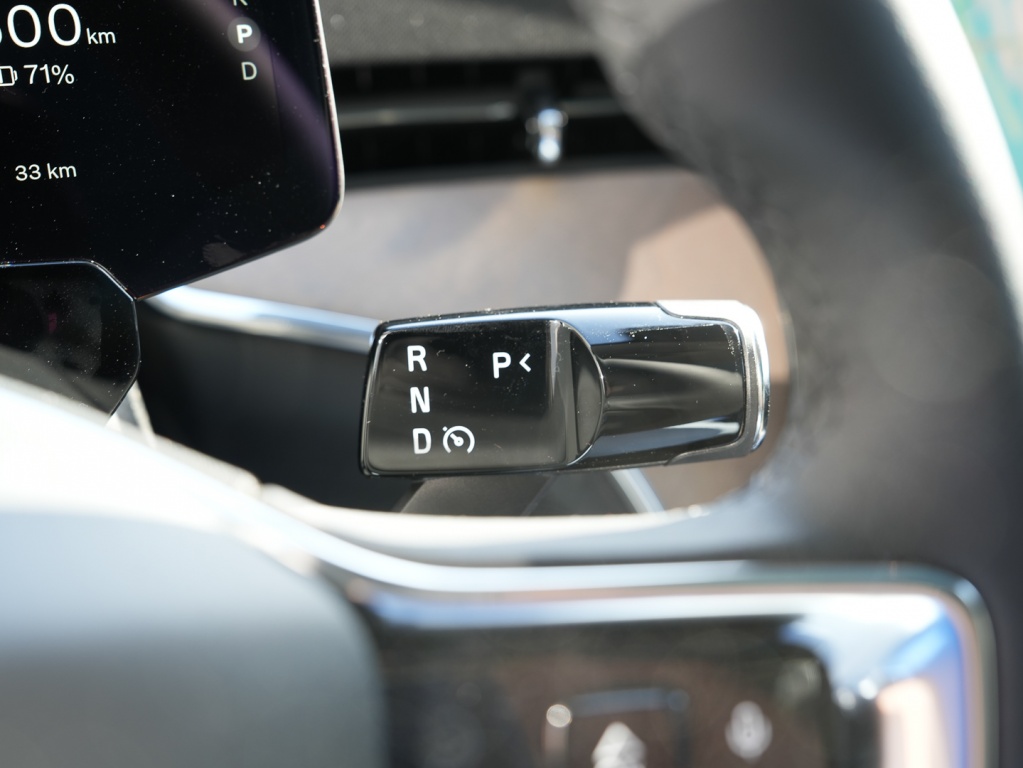 Volvo Ex90