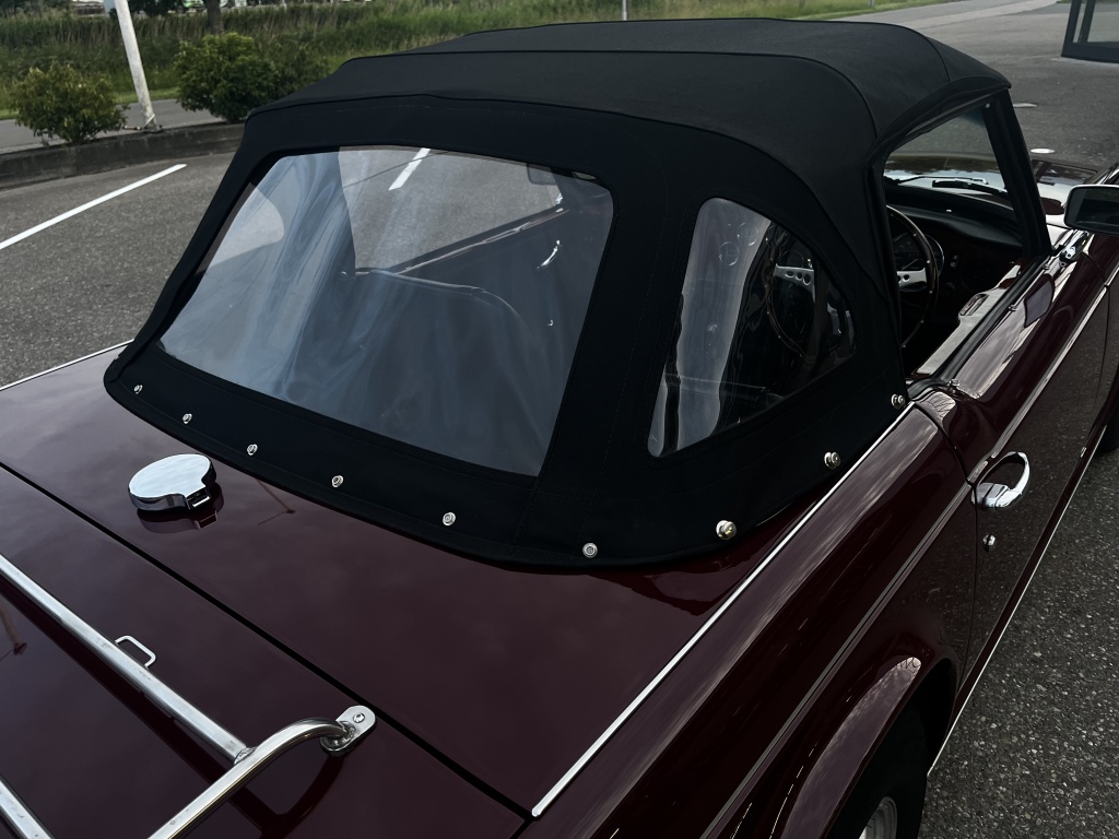 Triumph TR6