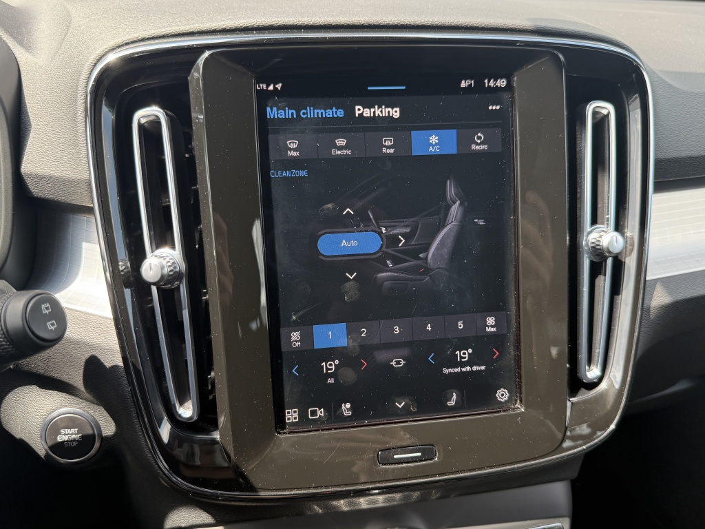 Volvo XC40