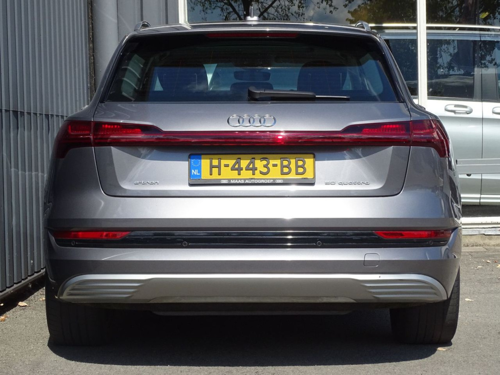 Audi E-tron