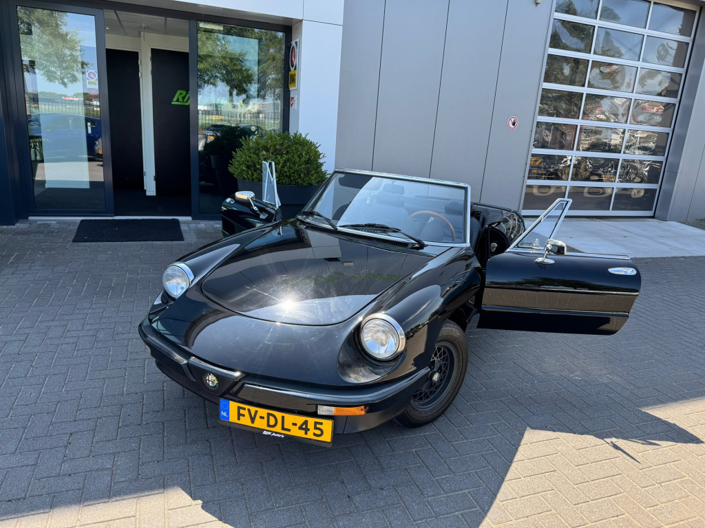Alfa Romeo Spider