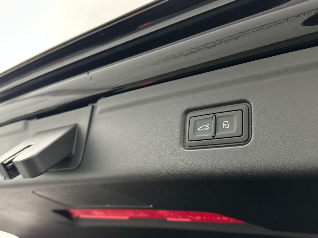 Audi A6 Avant E-tron