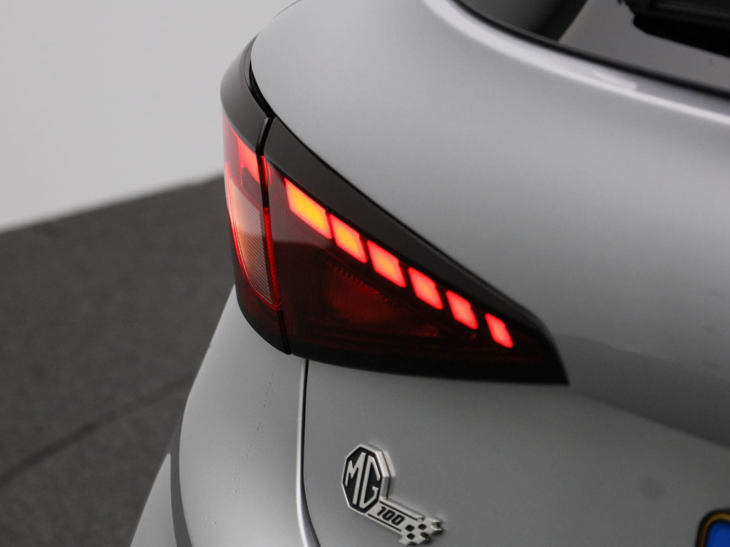 MG Mg3