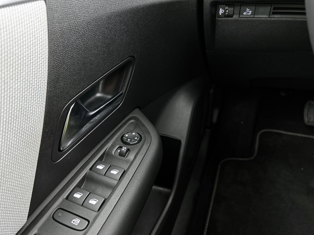Citroen C4 X