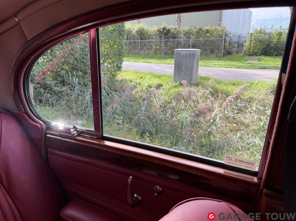 Jaguar S-Type