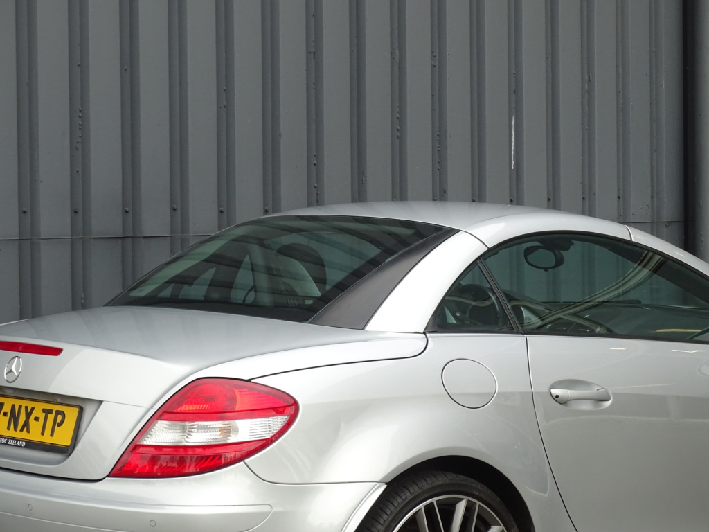 Mercedes-Benz SLK