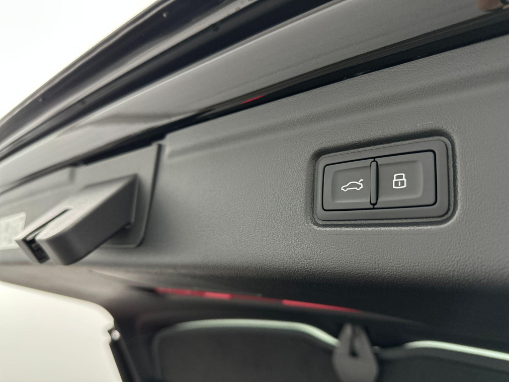 Audi A6 Avant E-tron