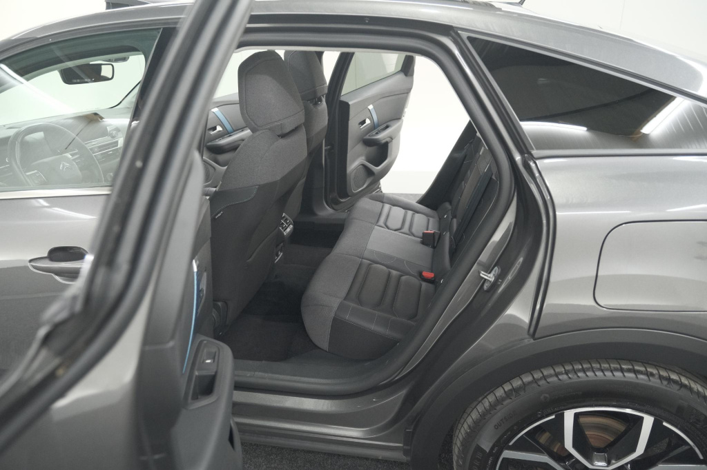 Citroen Ë-c4