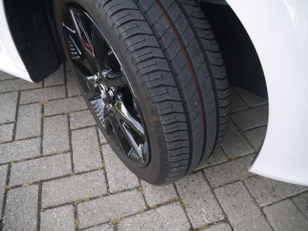 Mazda 2 Hybrid
