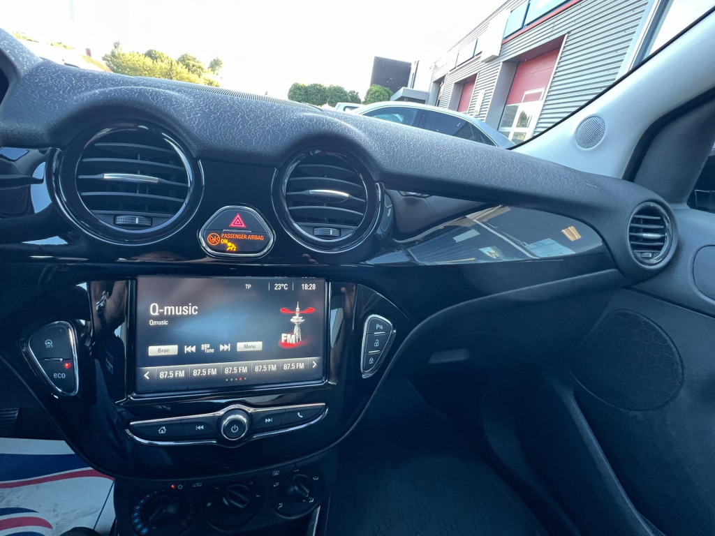 Opel Adam