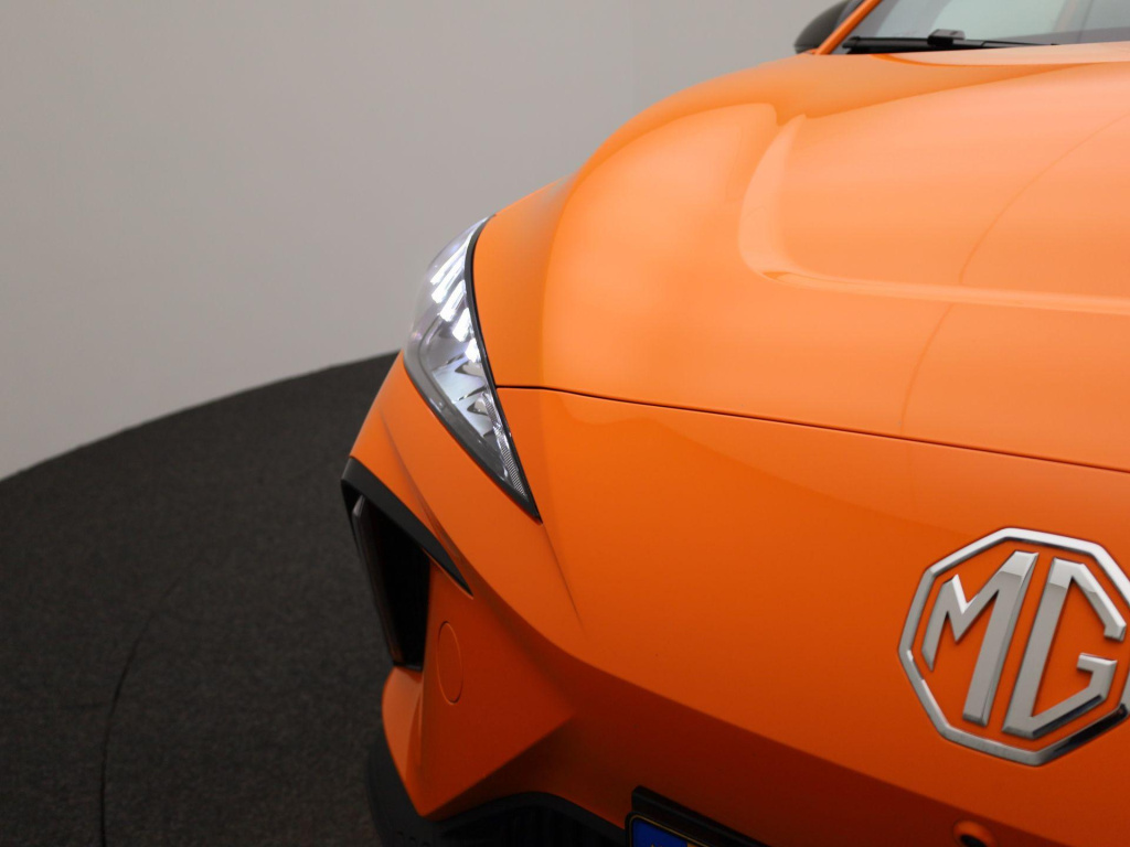 MG Mg4