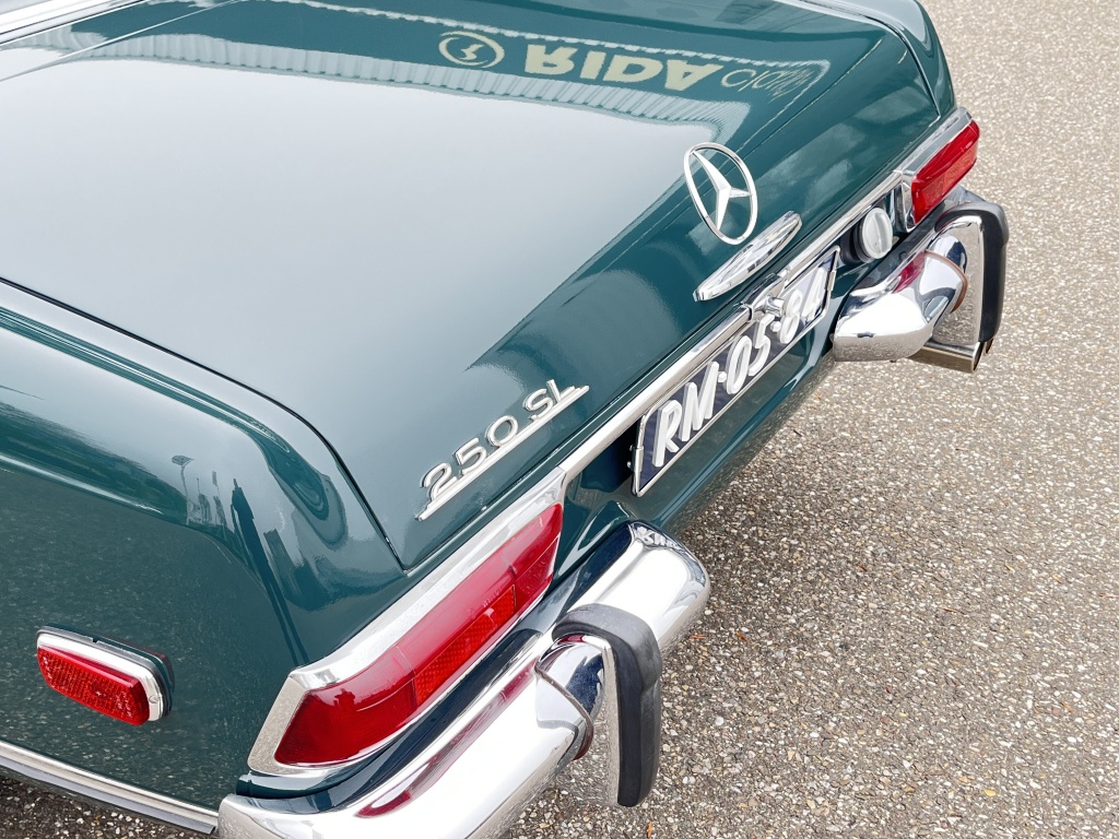 Mercedes-Benz Sl