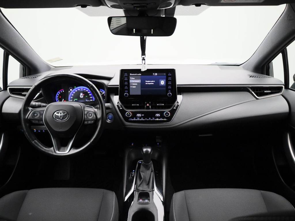 Toyota Corolla Touring Sports