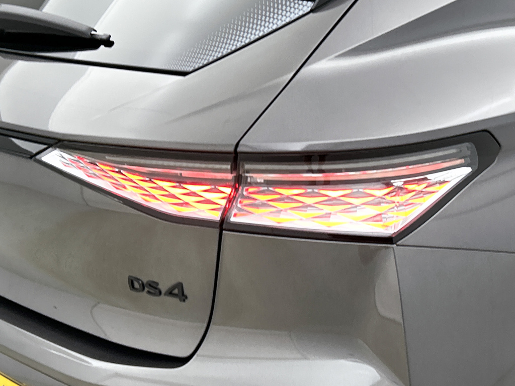 Ds Ds 4