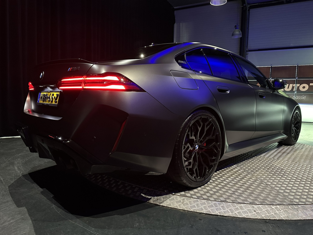 BMW M5