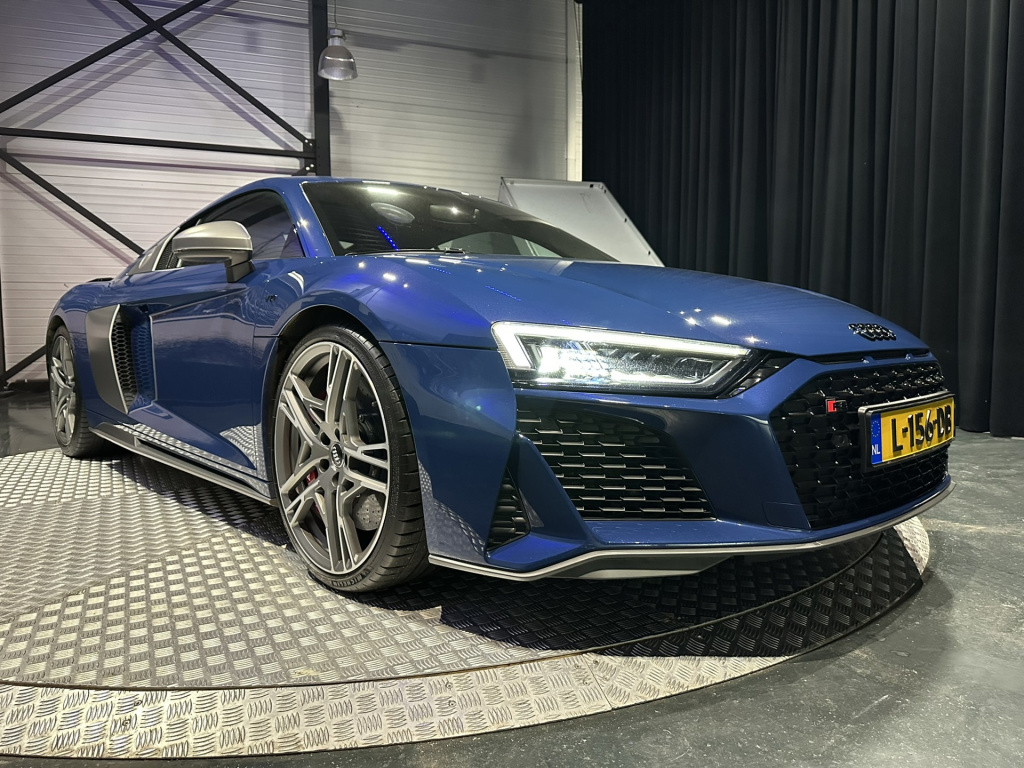 Audi R8