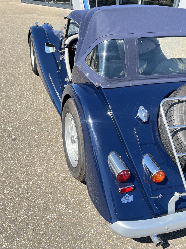 Morgan Plus 8