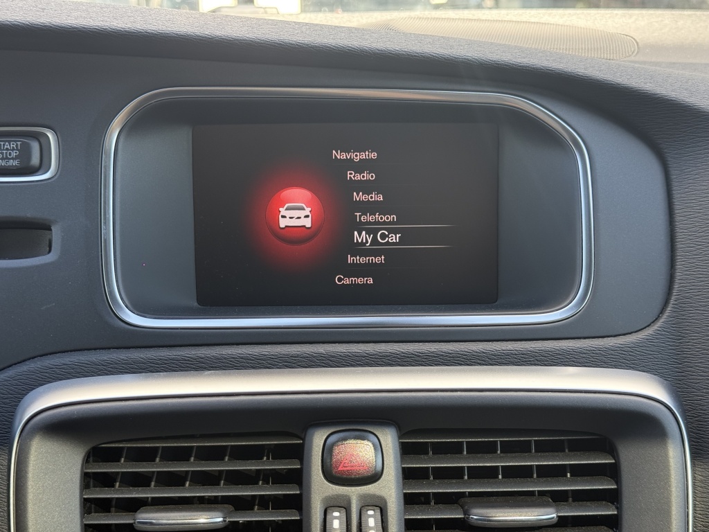 Volvo V40