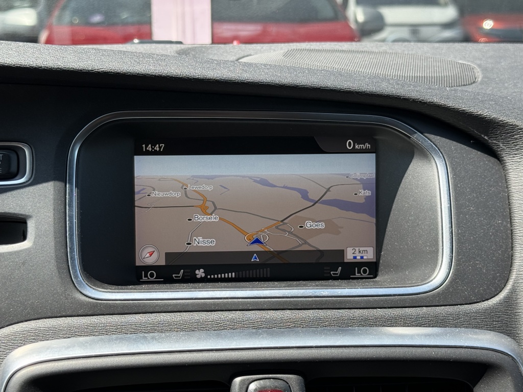 Volvo V40
