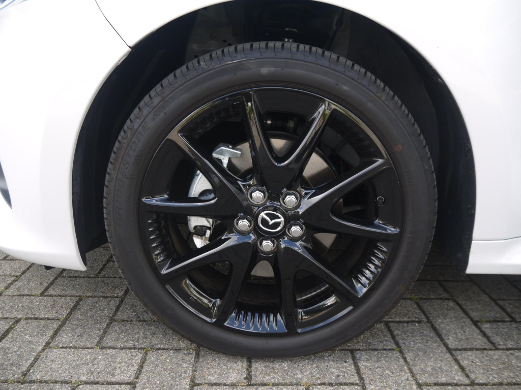 Mazda 2 Hybrid