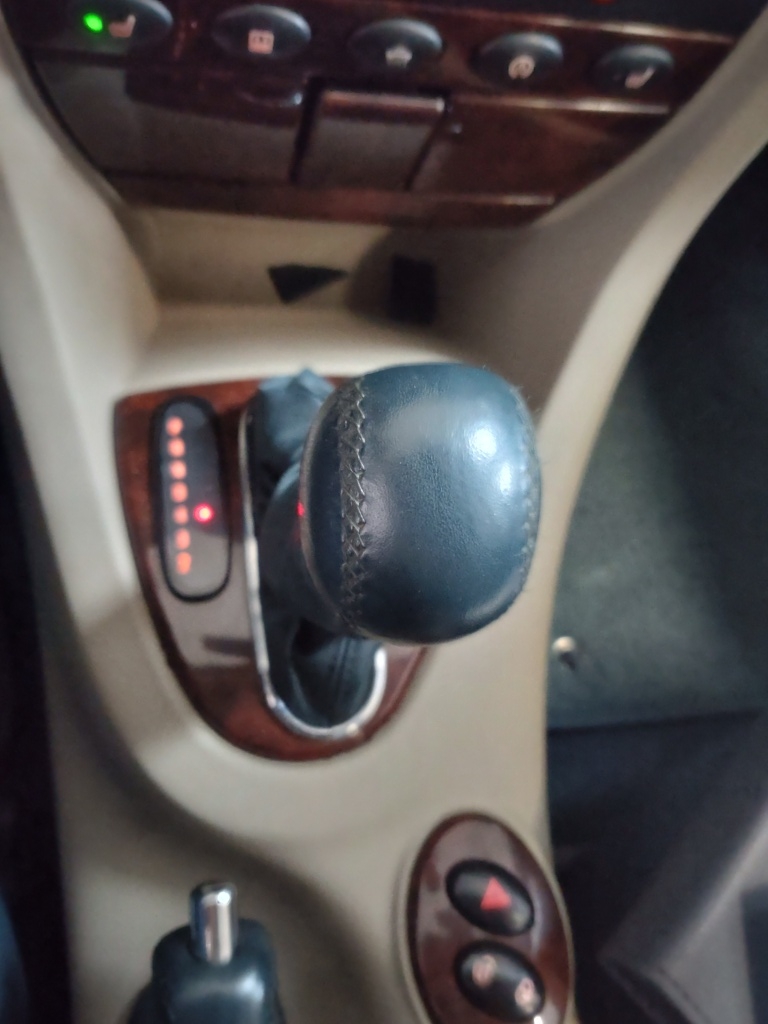 Rover 75
