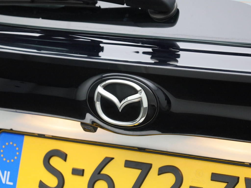 Mazda 2 Hybrid