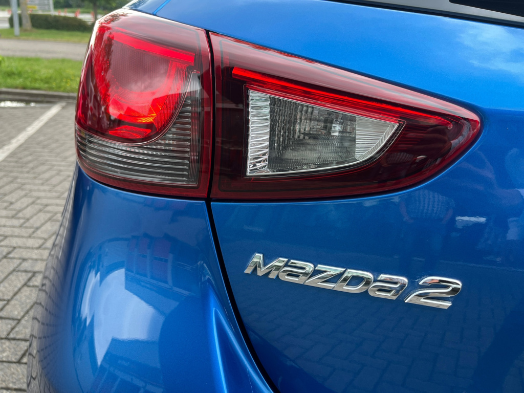 Mazda 2