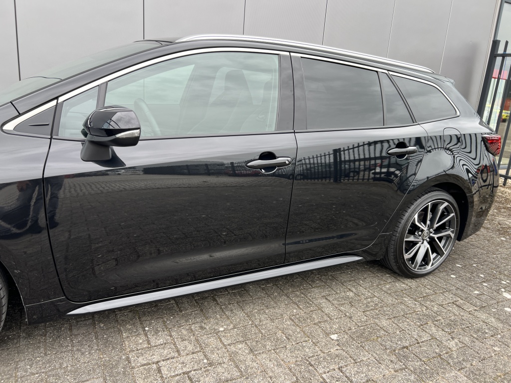 Toyota Corolla Touring Sports