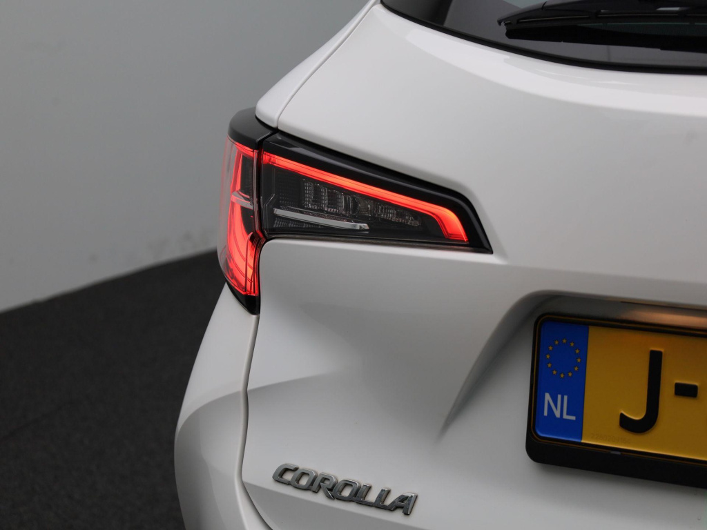 Toyota Corolla Touring Sports