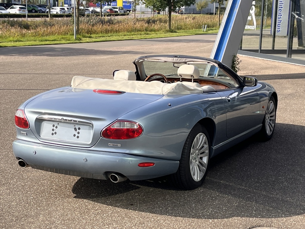 Jaguar Xk