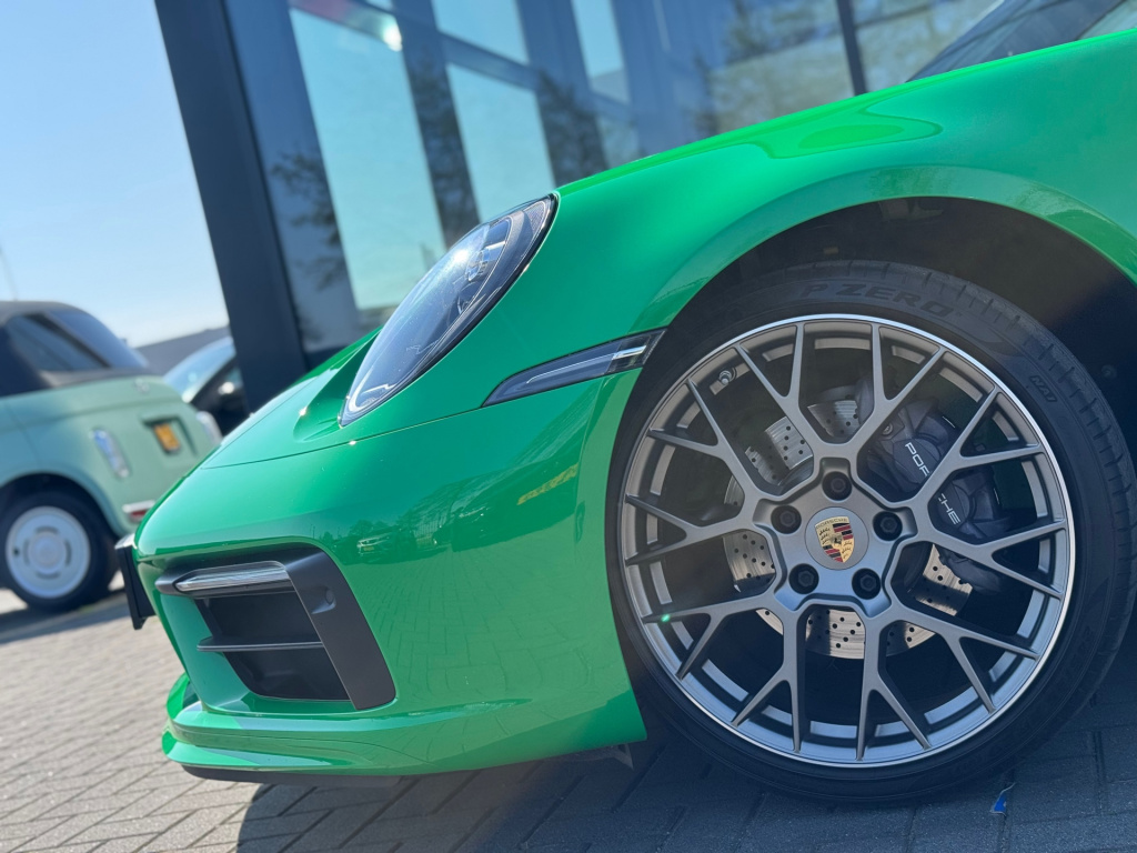 Porsche 911