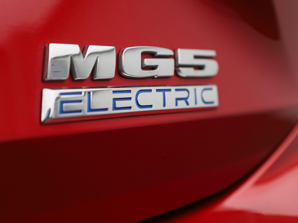 MG 5