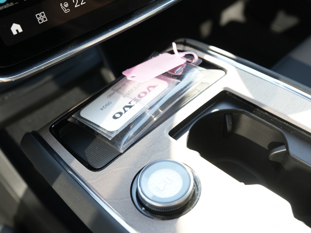 Volvo Ex90