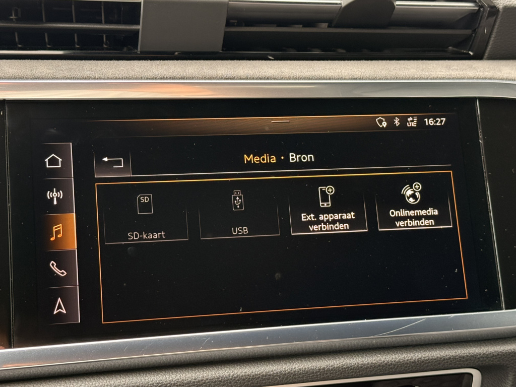 Audi Rsq3
